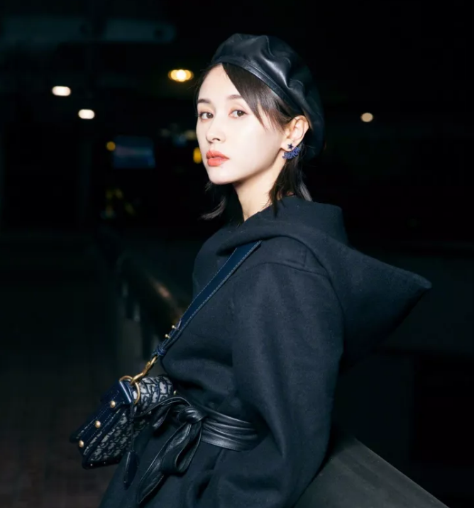 今年秋冬最chic！原來短發(fā)和帽子這么配啊！