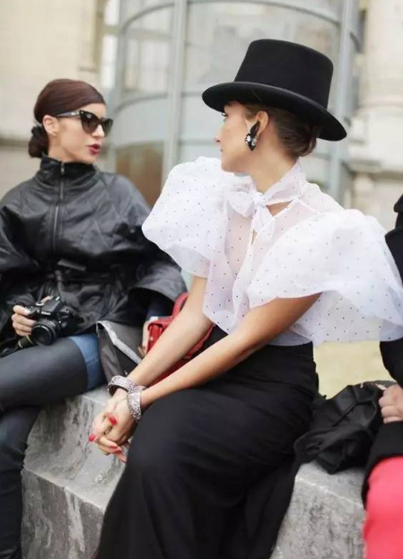 秋冬就得學(xué)會帽子搭配 秋冬就得學(xué)會帽子搭配