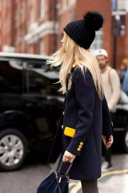 秋冬就得學(xué)會帽子搭配 秋冬就得學(xué)會帽子搭配