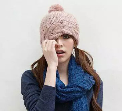 不再老土嚴冬帽子戴出花樣經(jīng) 不再老土嚴冬帽子戴出花樣經(jīng)