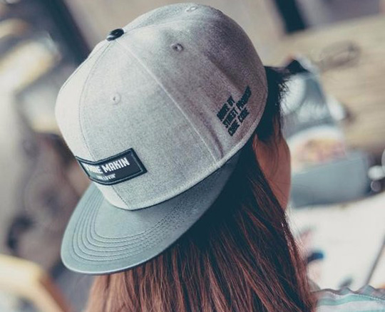 美麗的帽子，帶給你不一樣的春天